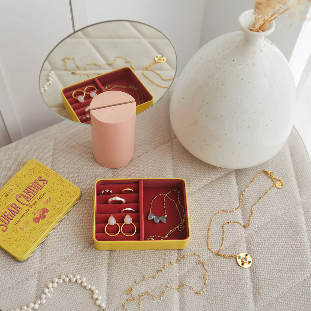 For Mom: gifts made with love to turn her day into a special memory