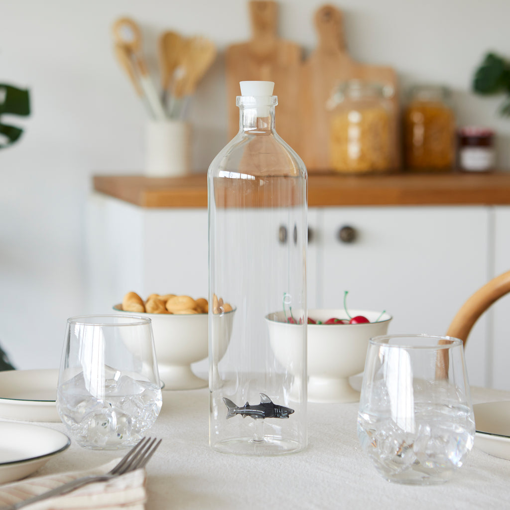 Botella Atlantis Shark