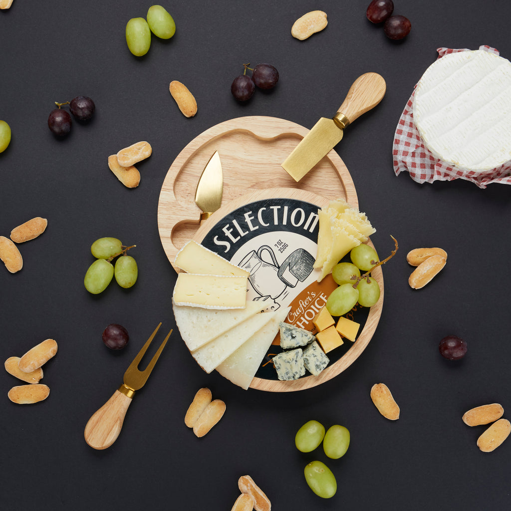 Tabla de quesos con utensilios Cheese Selection