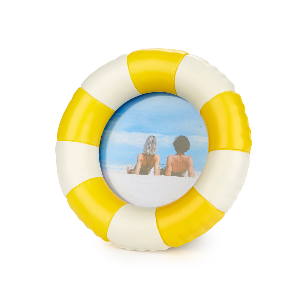 Floats Photo Frame