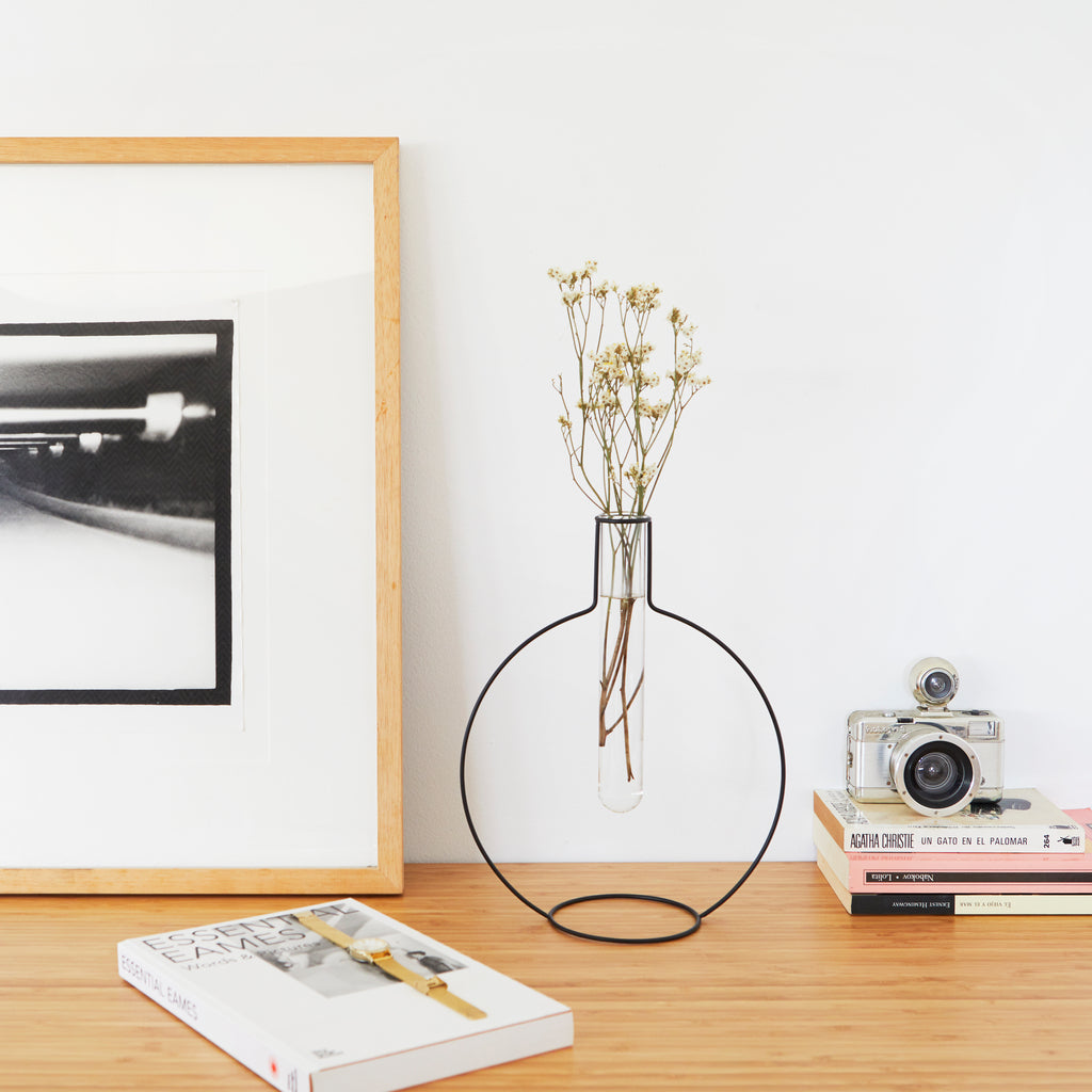 Round Silhouette Xl Vase