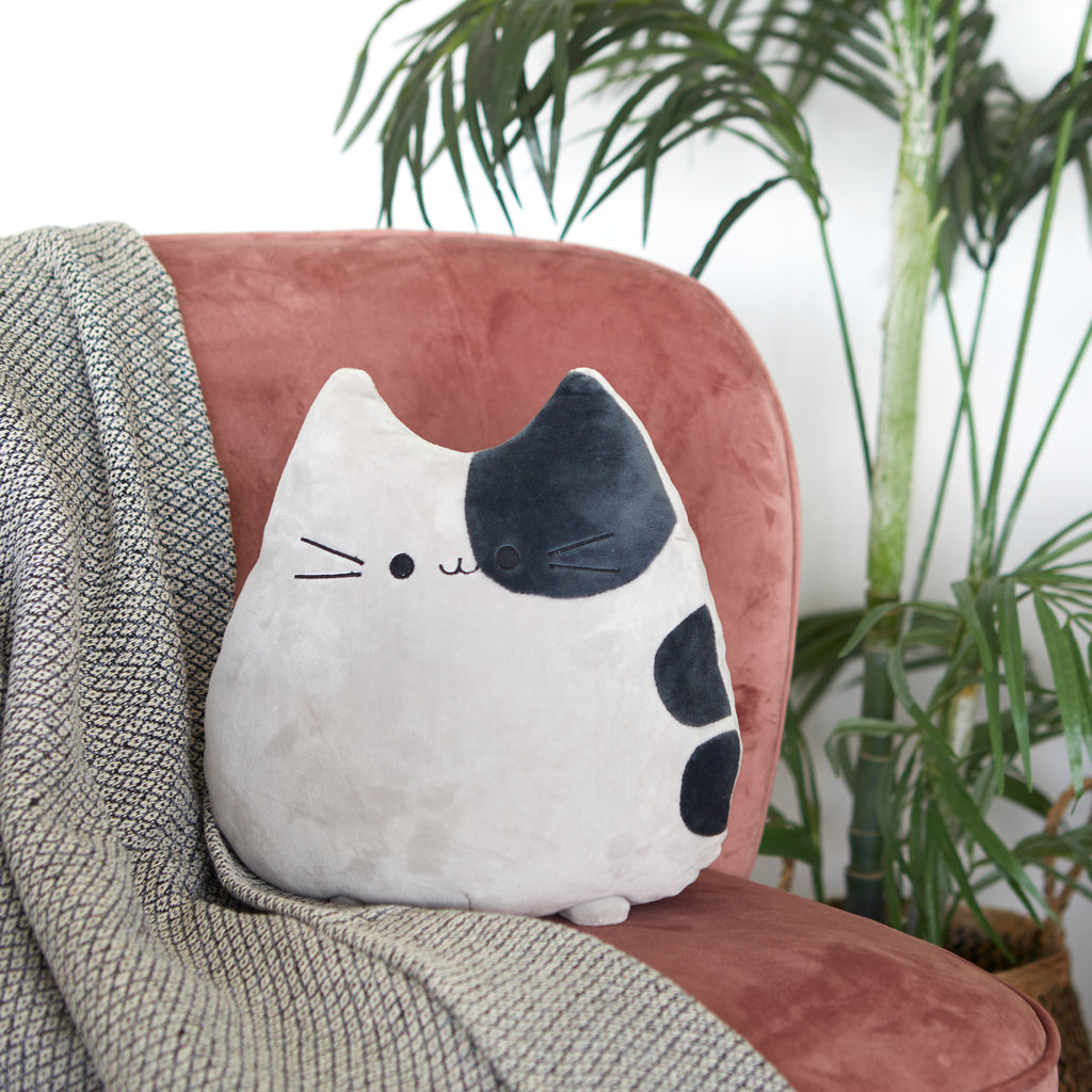 Sweet Kitty Cushion