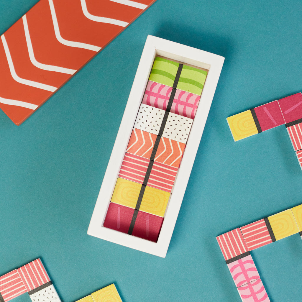 Domigiri Dominoes Board Game